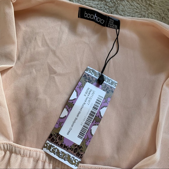 BOOHOO Ruched Mini-Dress - Picture 3 of 3